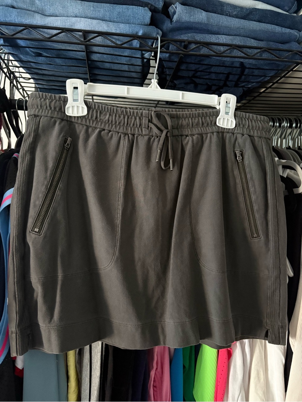Athleta Charcoal Drawstring Mini Skirt with Zip Pockets